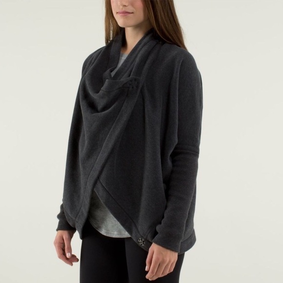 Lululemon It Makes Two Wrap Heathered Black Gray Fleece Open Front - Picture 2 of 15